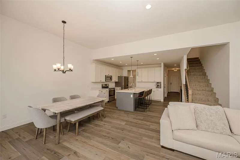 325 Gailin Drive, Lake St. Louis, MO 63367 — listing photo 19 of 58