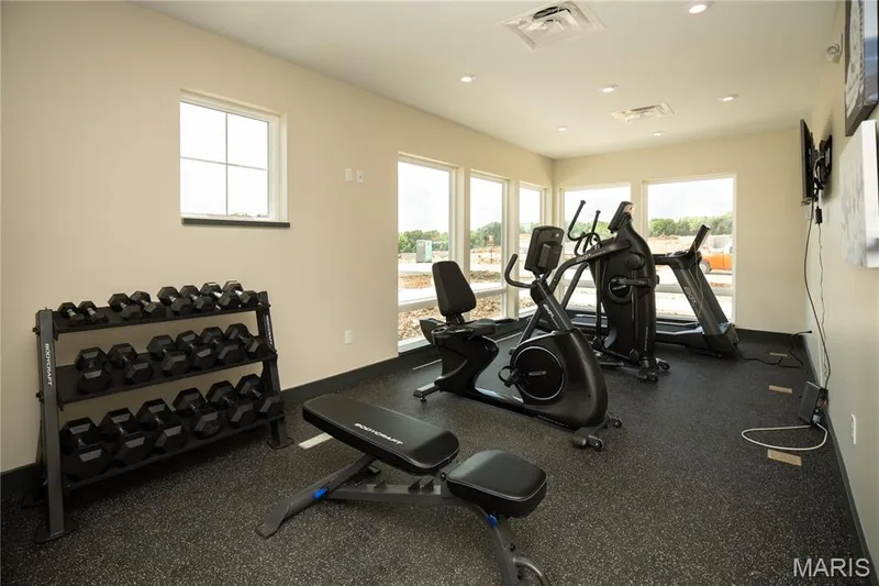 815 Memsie Drive, O'Fallon, MO 63368 — listing photo 2 of 4
