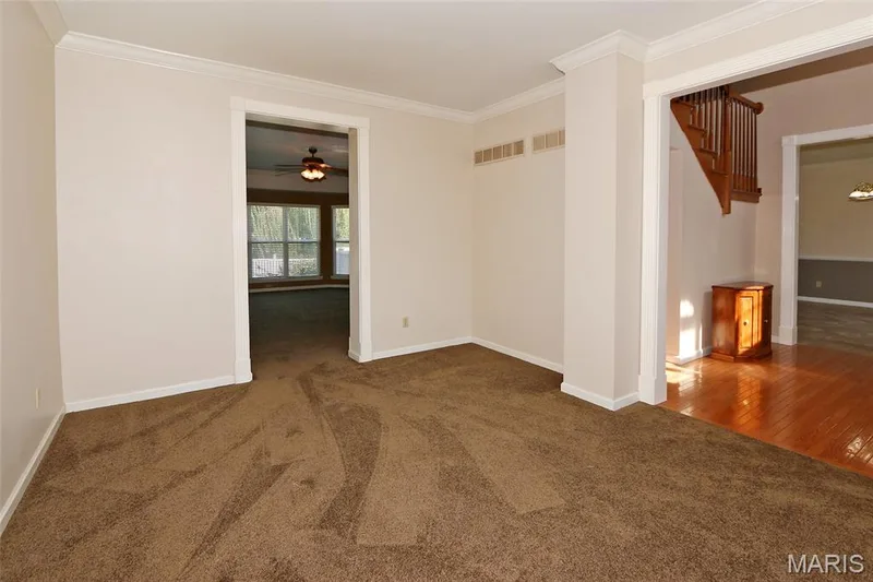 28 Seabiscuit Drive, St Charles, MO 63301 — listing photo 4 of 30