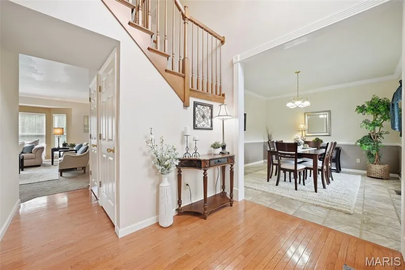 28 Seabiscuit Drive, St Charles, MO 63301 — listing photo 3 of 32