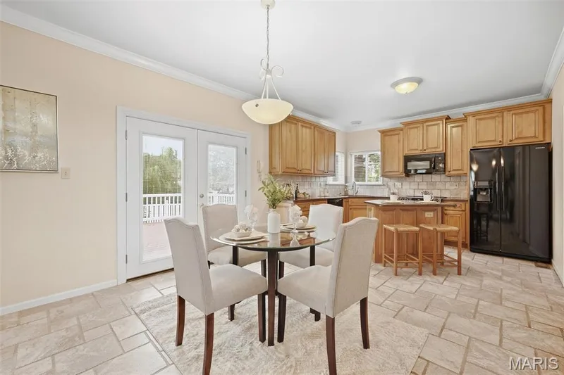 28 Seabiscuit Drive, St Charles, MO 63301 — listing photo 7 of 32