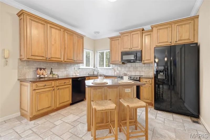 28 Seabiscuit Drive, St Charles, MO 63301 — listing photo 9 of 32