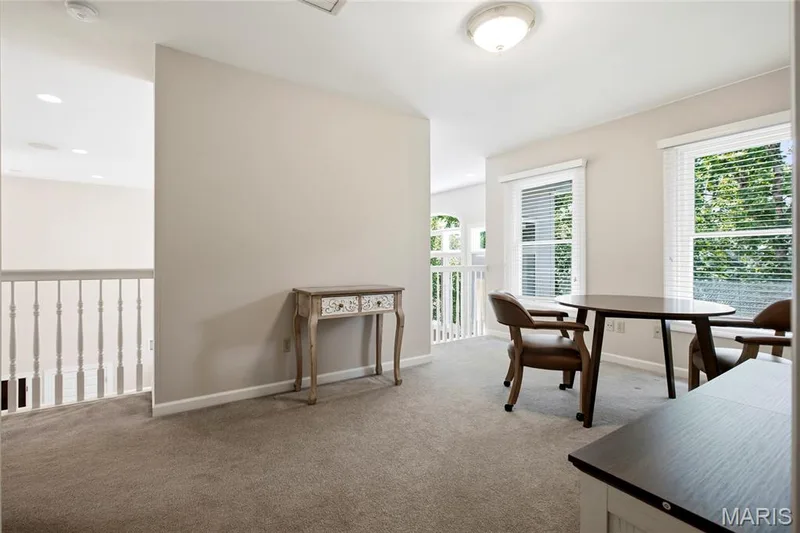 15920 Picardy Crest Court, Chesterfield, MO 63017 — listing photo 16 of 39