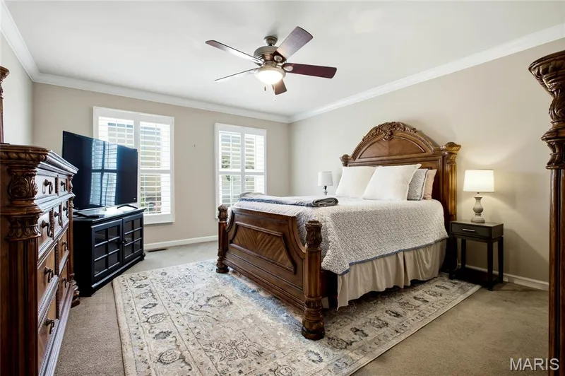 15920 Picardy Crest Court, Chesterfield, MO 63017 — listing photo 17 of 39