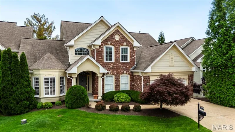 15920 Picardy Crest Court, Chesterfield, MO 63017 — listing photo 39 of 39