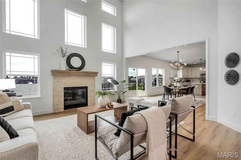 107 Timber Wind, Wentzville, MO 63385 — listing photo 7 of 65