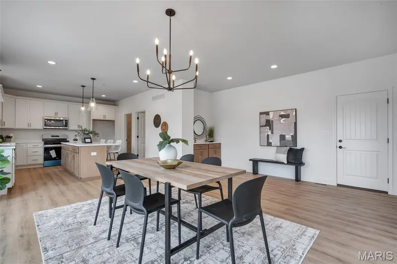 107 Timber Wind, Wentzville, MO 63385 — listing photo 11 of 65