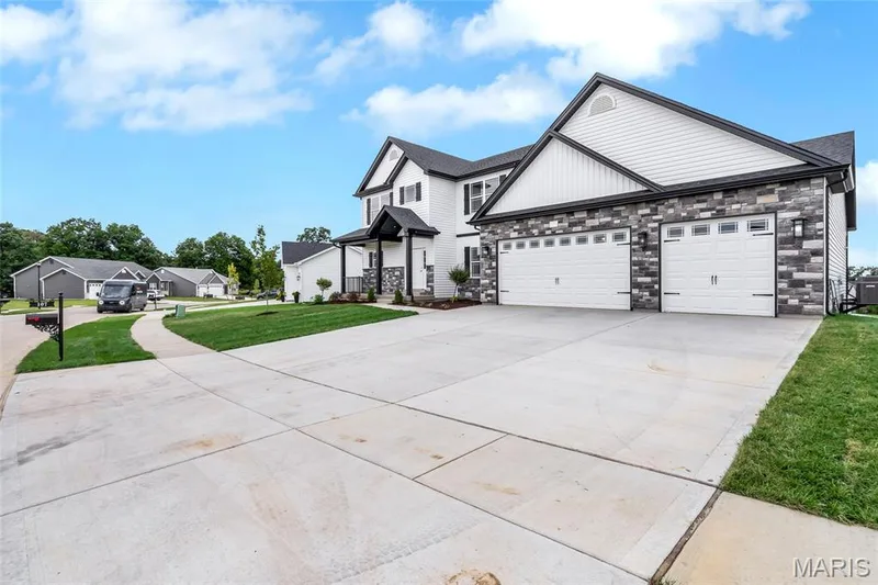 107 Timber Wind, Wentzville, MO 63385 — listing photo 60 of 65