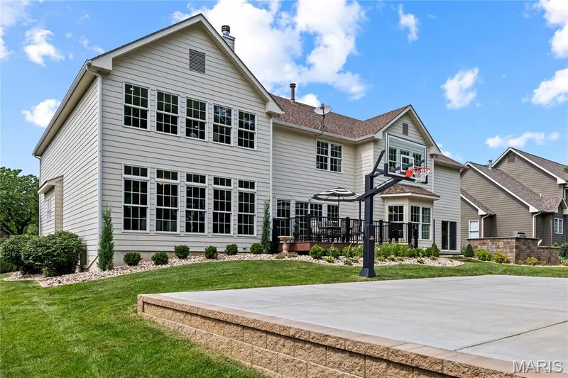 2366 Spring Mill Estates Drive, St Charles, MO 63303 — listing photo 5 of 51