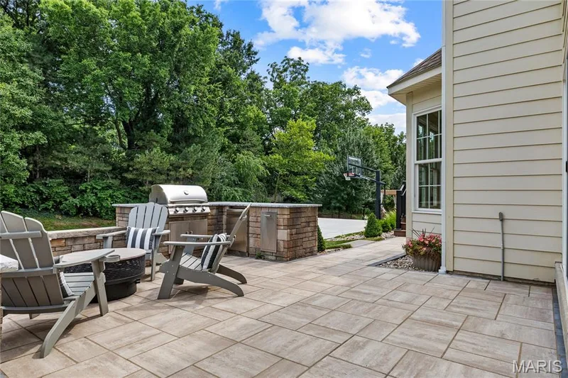 2366 Spring Mill Estates Drive, St Charles, MO 63303 — listing photo 7 of 51