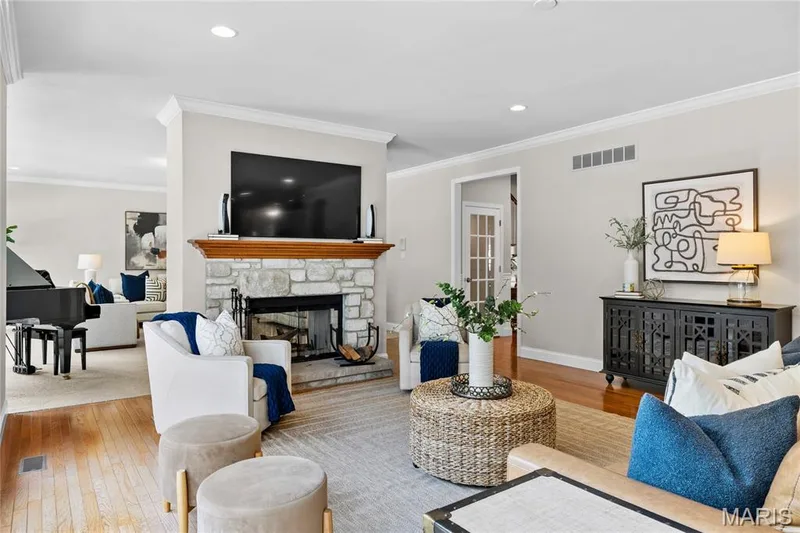 2366 Spring Mill Estates Drive, St Charles, MO 63303 — listing photo 15 of 51