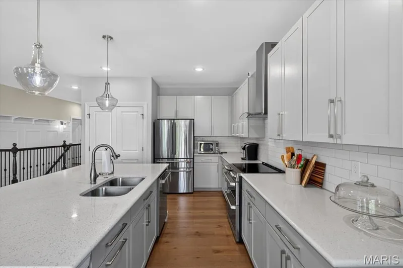 656 Moffett Laurel Drive, Lake St. Louis, MO 63367 — listing photo 10 of 47