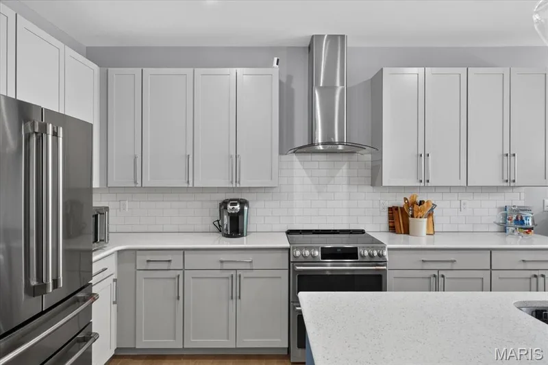 656 Moffett Laurel Drive, Lake St. Louis, MO 63367 — listing photo 4 of 47