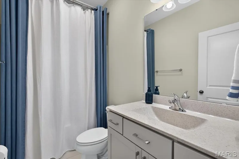 656 Moffett Laurel Drive, Lake St. Louis, MO 63367 — listing photo 13 of 47