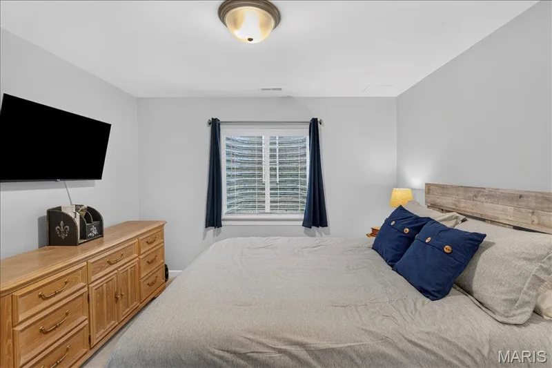 656 Moffett Laurel Drive, Lake St. Louis, MO 63367 — listing photo 28 of 47