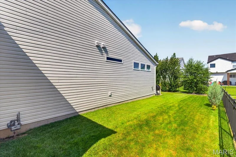 656 Moffett Laurel Drive, Lake St. Louis, MO 63367 — listing photo 35 of 47