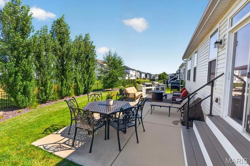 656 Moffett Laurel Drive, Lake St. Louis, MO 63367 — listing photo 39 of 47