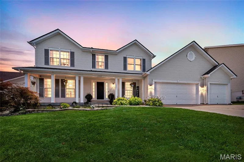 Twilight — 2304 Bear Fountain Run, Wentzville, MO 63385
