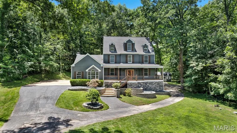 1827 Shiloh Woods Road, Wildwood, MO 63005 — listing photo 2 of 57