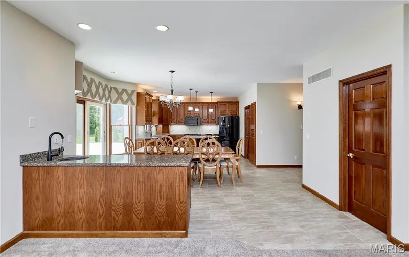 16 Delacroix Place, St Charles, MO 63303 — listing photo 27 of 97