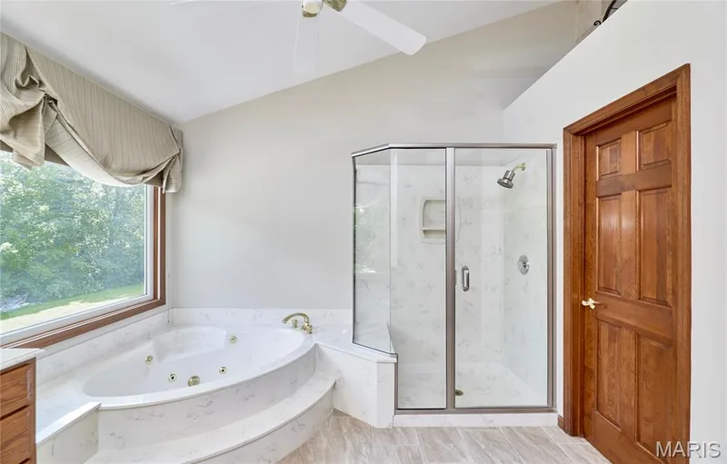16 Delacroix Place, St Charles, MO 63303 — listing photo 41 of 97