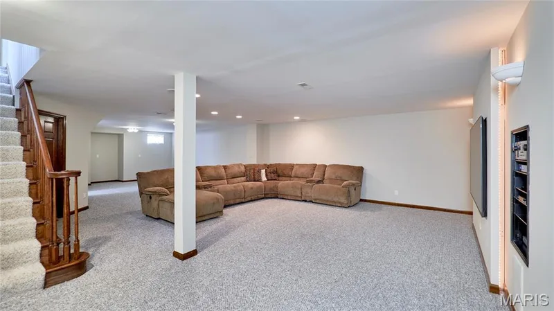 16 Delacroix Place, St Charles, MO 63303 — listing photo 65 of 97