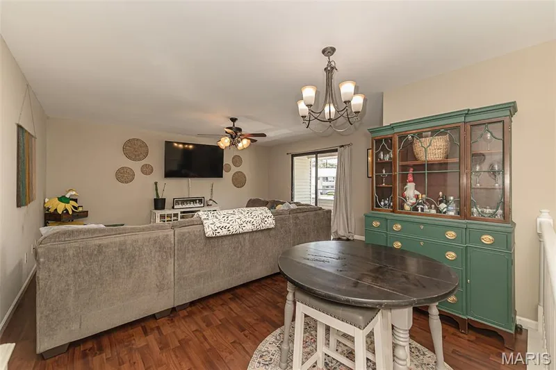 612 Summer Winds Lane #E, St Peters, MO 63376 — listing photo 3 of 22
