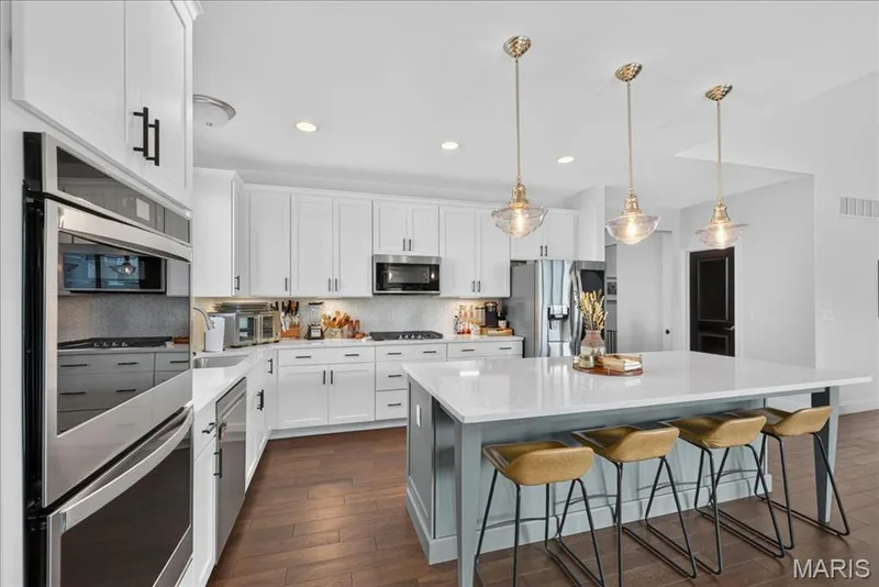 16955 Pine Summit Drive, Chesterfield, MO 63005 — listing photo 21 of 55