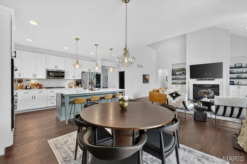 16955 Pine Summit Drive, Chesterfield, MO 63005 — listing photo 23 of 55