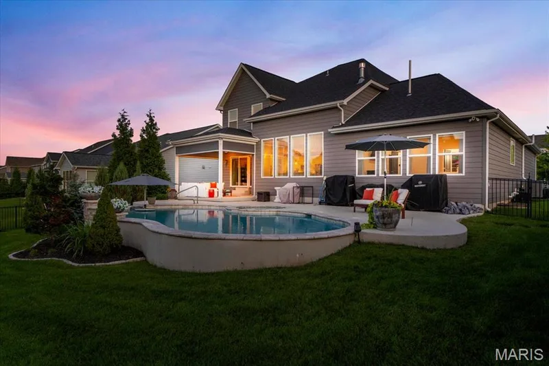16955 Pine Summit Drive, Chesterfield, MO 63005 — listing photo 15 of 55