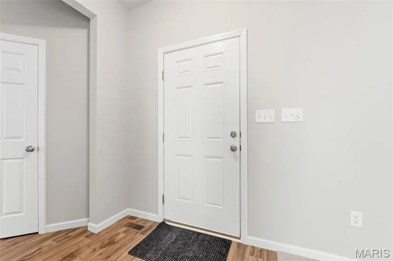 219 Burrograss Drive, Wentzville, MO 63385 — listing photo 6 of 46