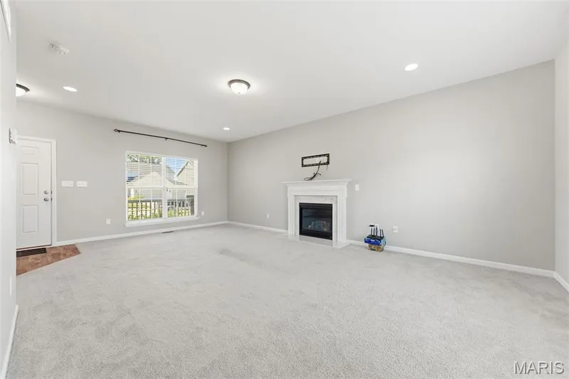 219 Burrograss Drive, Wentzville, MO 63385 — listing photo 10 of 46