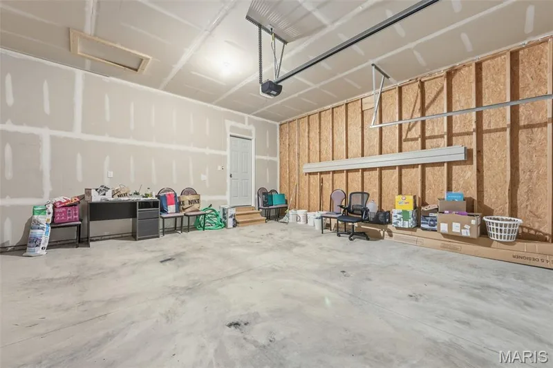 219 Burrograss Drive, Wentzville, MO 63385 — listing photo 24 of 46