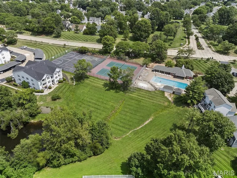 16566 Victoria Crossing Drive #B, Wildwood, MO 63040 — listing photo 33 of 35