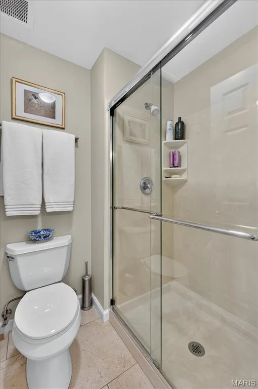 1512 Bedford Forge Court #14, Chesterfield, MO 63017 — listing photo 19 of 32