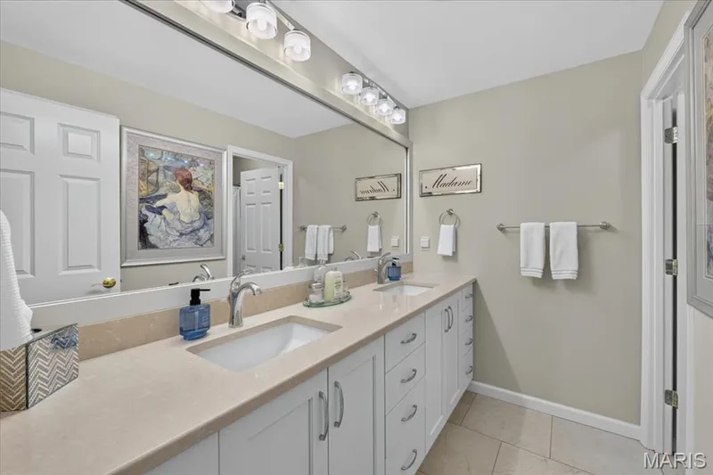 1512 Bedford Forge Court #14, Chesterfield, MO 63017 — listing photo 24 of 32