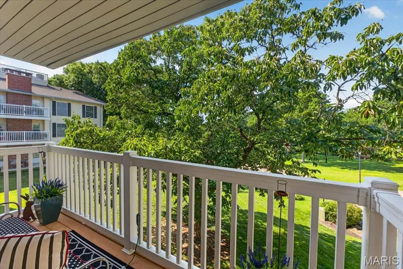 1512 Bedford Forge Court #14, Chesterfield, MO 63017 — listing photo 26 of 32