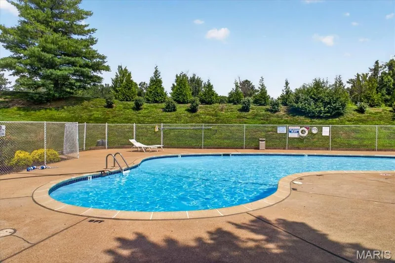 1512 Bedford Forge Court #14, Chesterfield, MO 63017 — listing photo 31 of 32