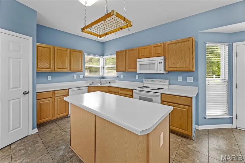 1442 Norwood Hills Drive, O'Fallon, MO 63366 — listing photo 17 of 42