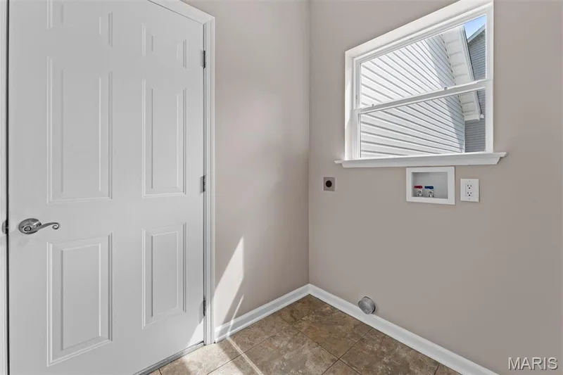 1442 Norwood Hills Drive, O'Fallon, MO 63366 — listing photo 18 of 42