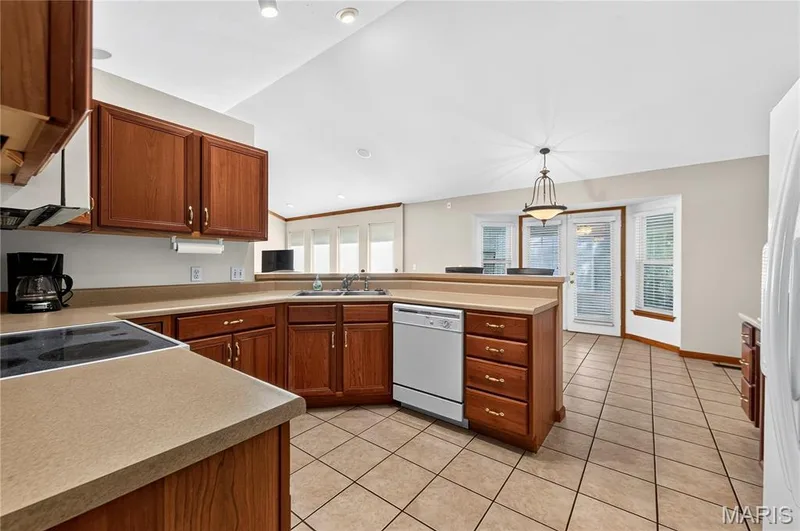 3201 Bear Tracks Drive, Wentzville, MO 63385 — listing photo 20 of 56
