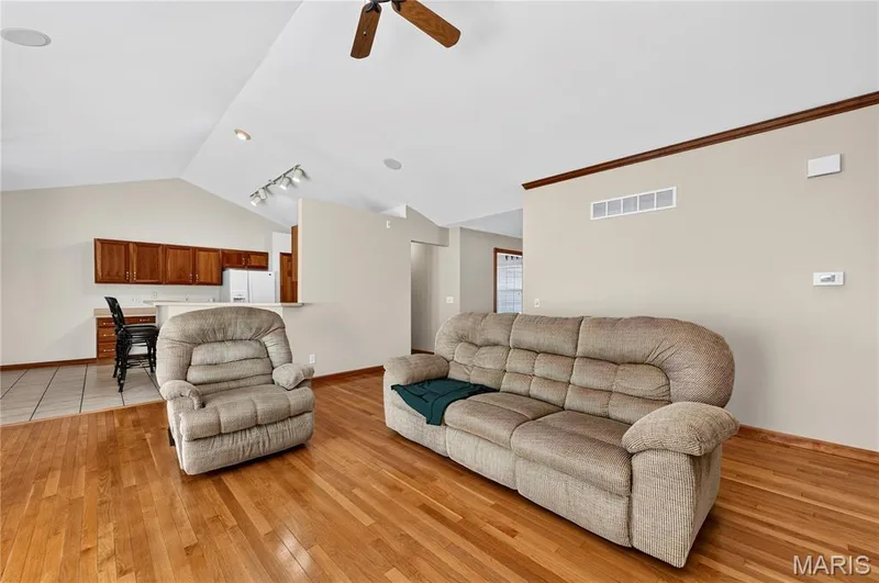 3201 Bear Tracks Drive, Wentzville, MO 63385 — listing photo 28 of 56