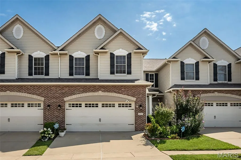 257 Letham Court, St Charles, MO 63301 — listing photo 1 of 40