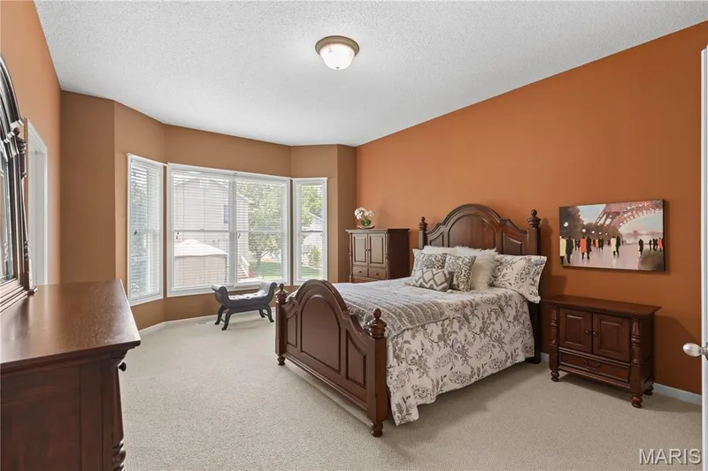 1404 Devonshire County Drive, Wentzville, MO 63385 — listing photo 11 of 36