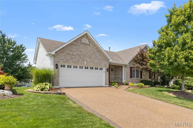 1404 Devonshire County Drive, Wentzville, MO 63385 — listing photo 27 of 36