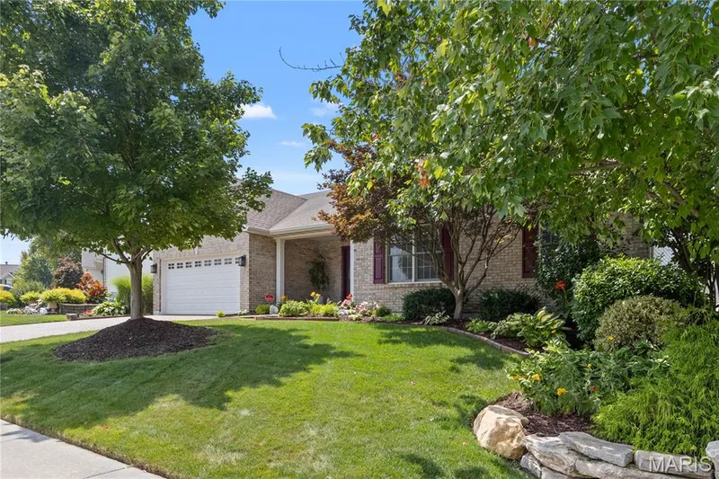 1404 Devonshire County Drive, Wentzville, MO 63385 — listing photo 28 of 36