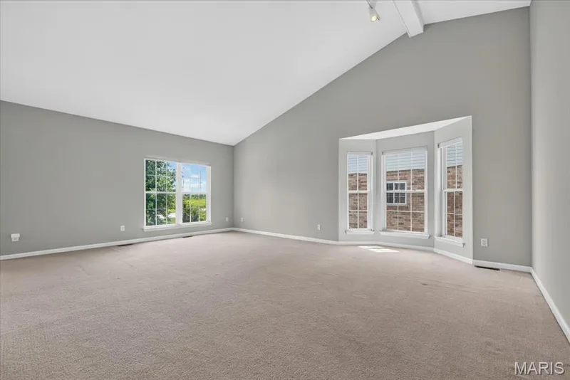 922 Penny Lane, St Peters, MO 63376 — listing photo 4 of 36