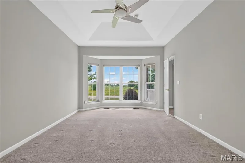 922 Penny Lane, St Peters, MO 63376 — listing photo 13 of 36