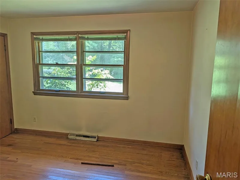 3901 Highway D, Defiance, MO 63341 — listing photo 10 of 32