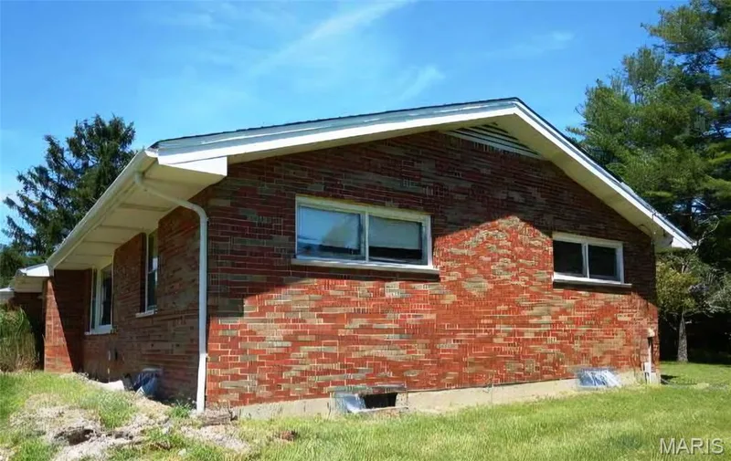 3901 Highway D, Defiance, MO 63341 — listing photo 31 of 32